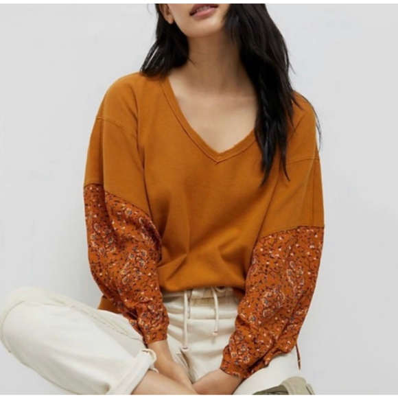 Blouse - Picture 2 of 4